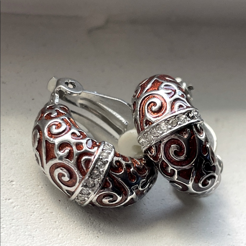 Vintage clip on earrings